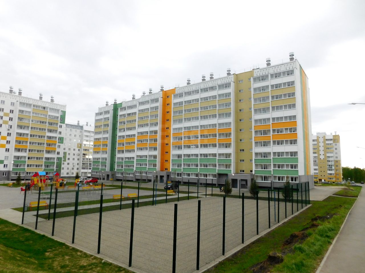 Жители Челябинска выбирают продажу и покупку квартир через агентства